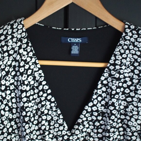 Chaps | Floral Crossover Cap Sleeve Dress - Picture 3 of 6